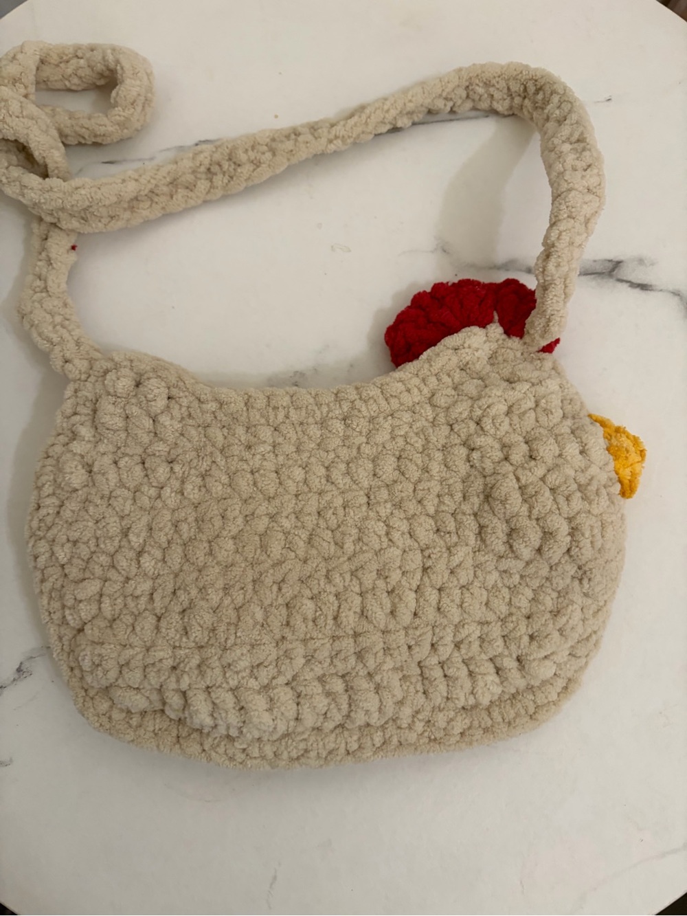 Plush Chicken Purse - Picture 6 of 6
